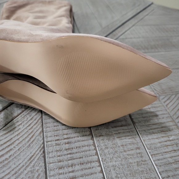 Steve Madden Lavan Women's 9.5 M Boots Taupe Suede Kitten Heels - Picture 10 of 11